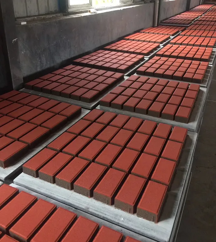 Vormen voor cementblokken: 5 kritische parameters die de bloksterkte en oppervlakteafwerking bepalen
