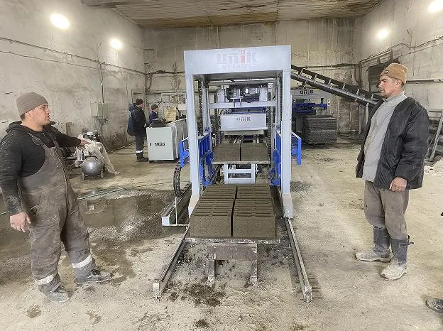 Waarom is servotrillingstechnologie de sleutel tot het maken van betonblokken?