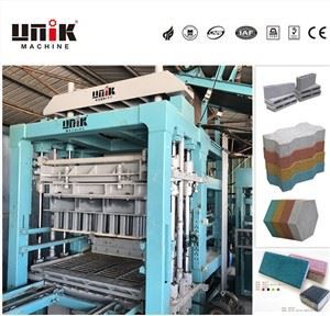 Cement bestratingsmachine voor het maken van blokken