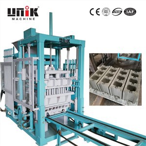Holle blokkenmachine